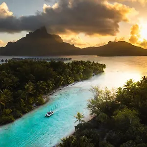 Alaroots Camp , Bora Bora French Polynesia