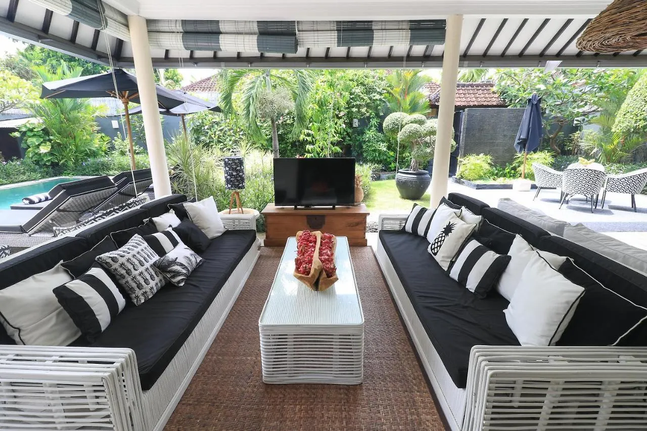 Villa Bloom 1 - 4 Bedrooms, 4 Bathrooms, Private Pool Close To The Beach contacts